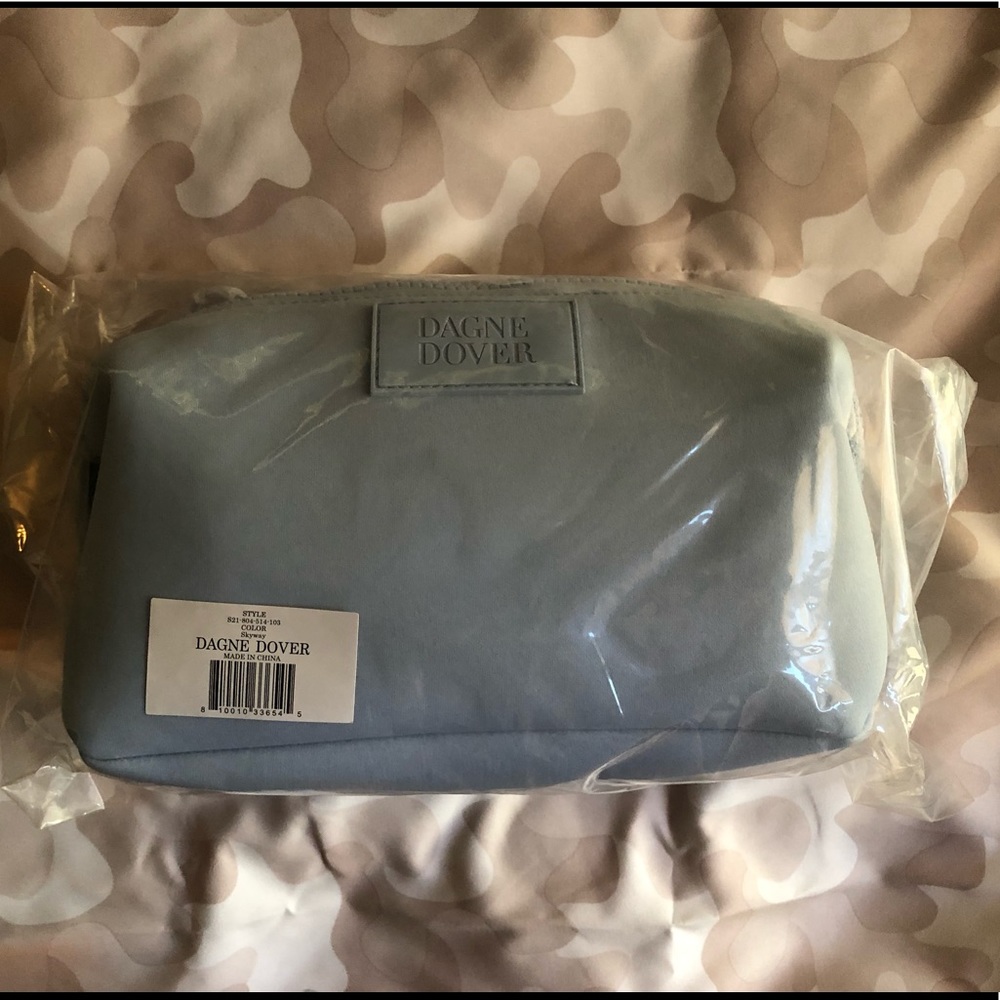 NWT Dagne Dover Large Hunter Pouch in Skyway